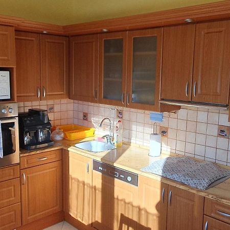 Hegyalja Apartman Залаэгерсег Экстерьер фото